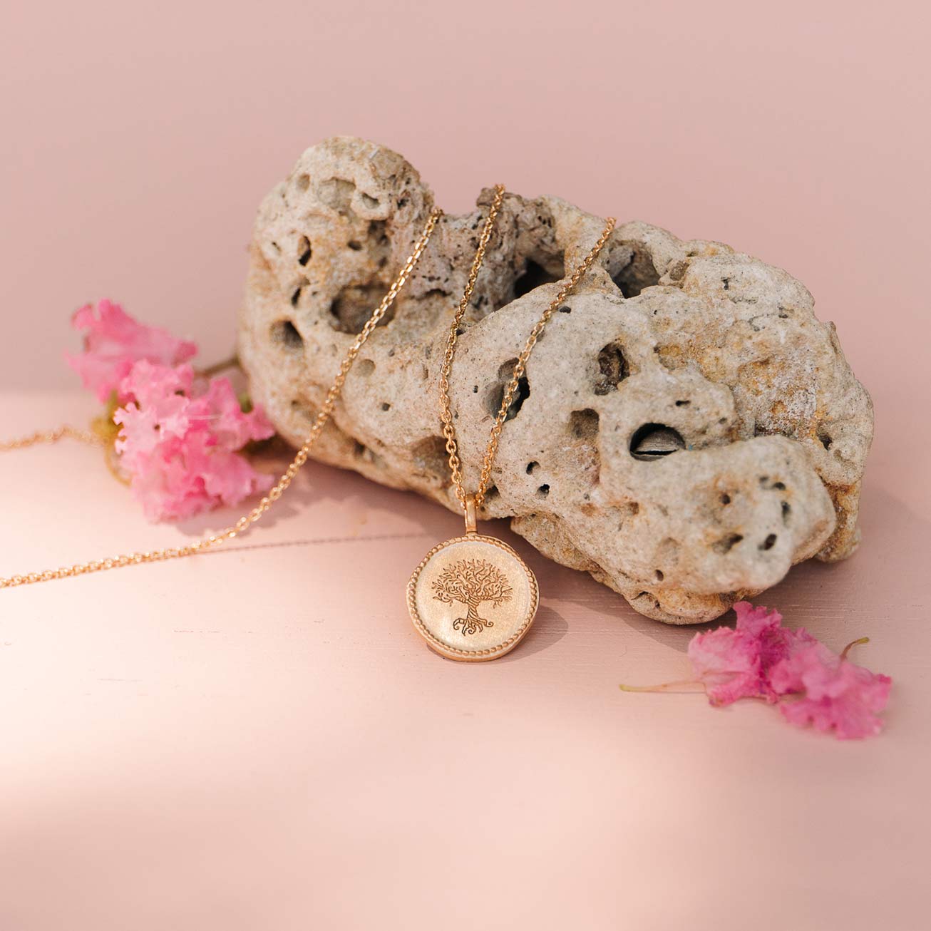 Collier arbre de vie personnalisé or brossé