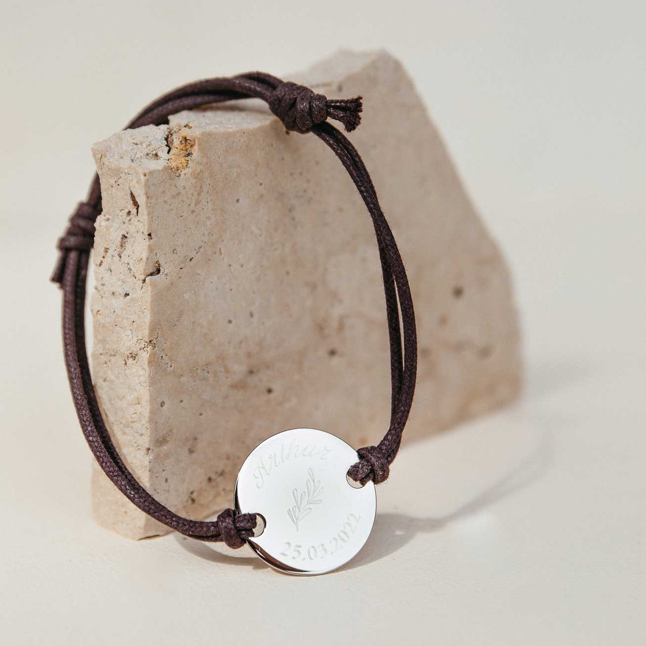 bracelet homme personnalisé prénom feuillage