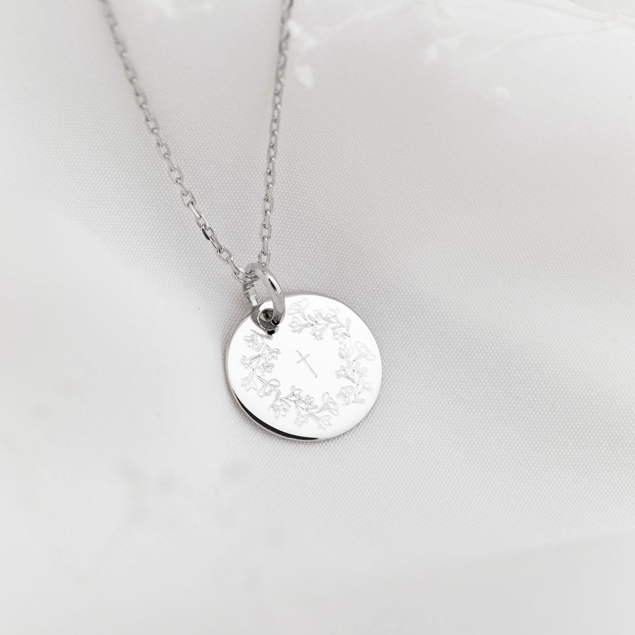 Médaille baptême argent couronne de fleurs et sa c