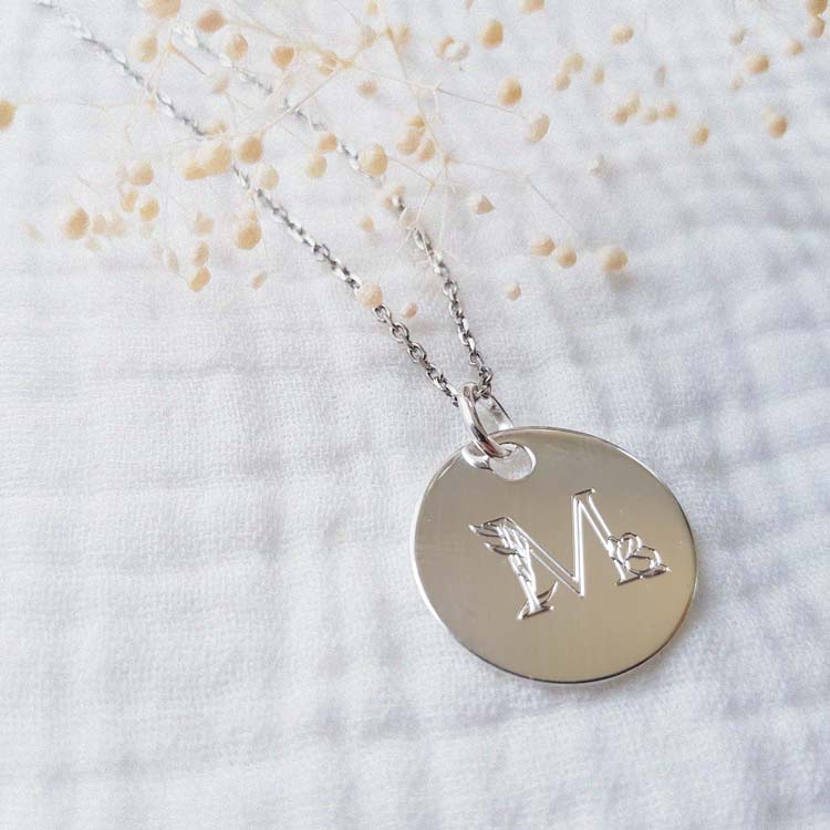 Medalla inicial floral - Plata 925