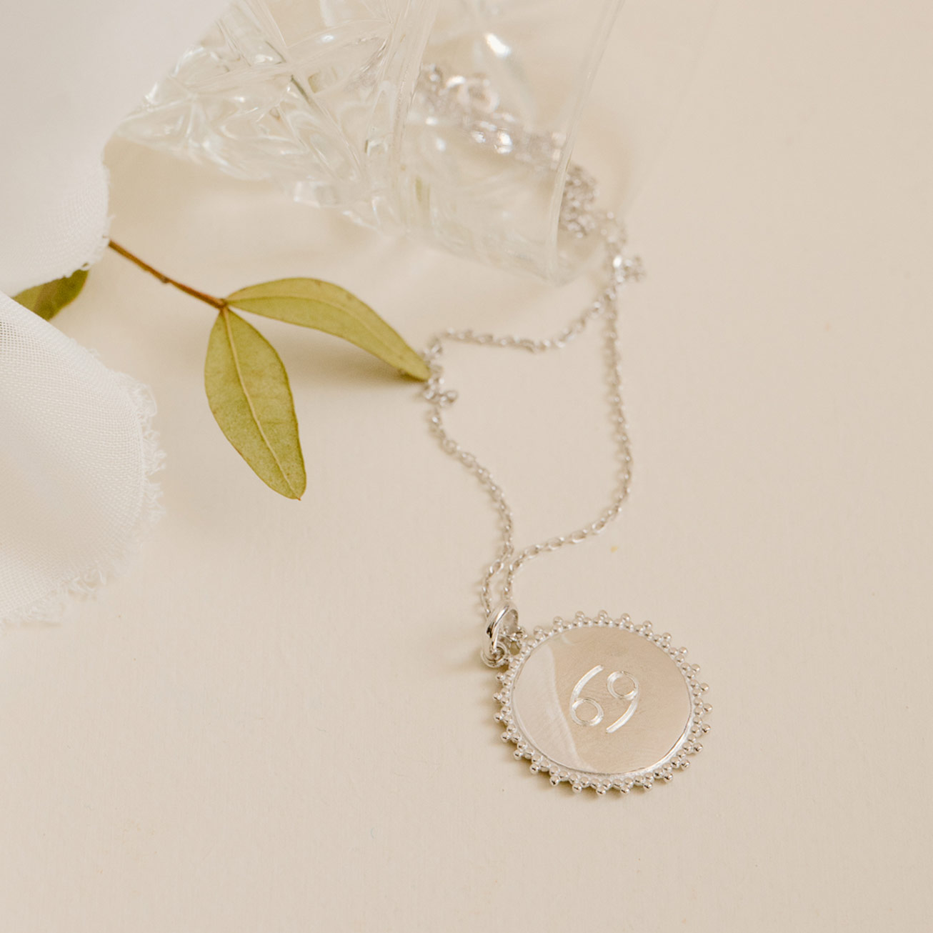 Collar astrológico Sol plata de ley