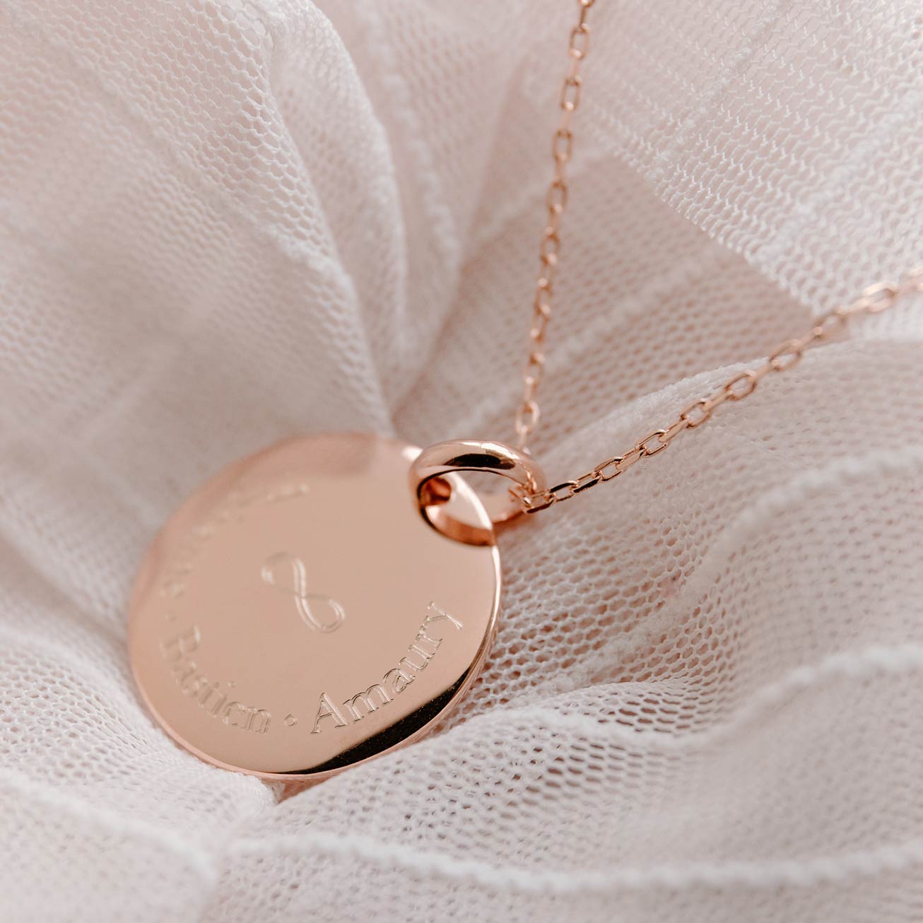 Collar personalizado abombado infinito oro rosa