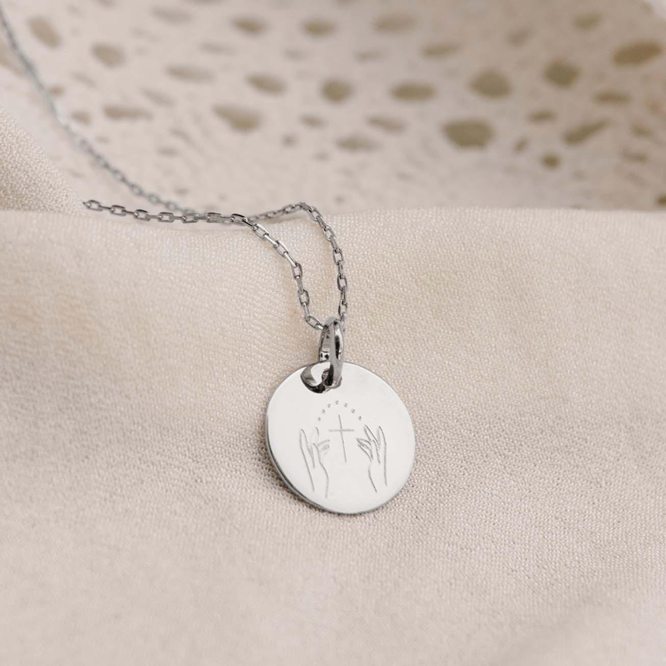 Medalla de bautizo <i>Manos estrelladas</i> plata 
