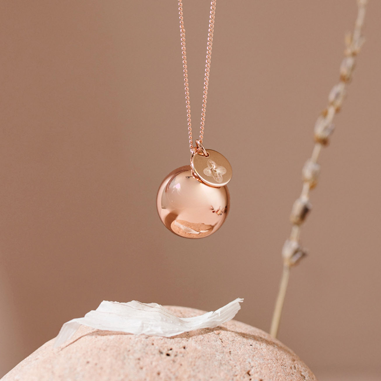 Llamador de ángeles <i>Cruz Romana</i> oro rosa