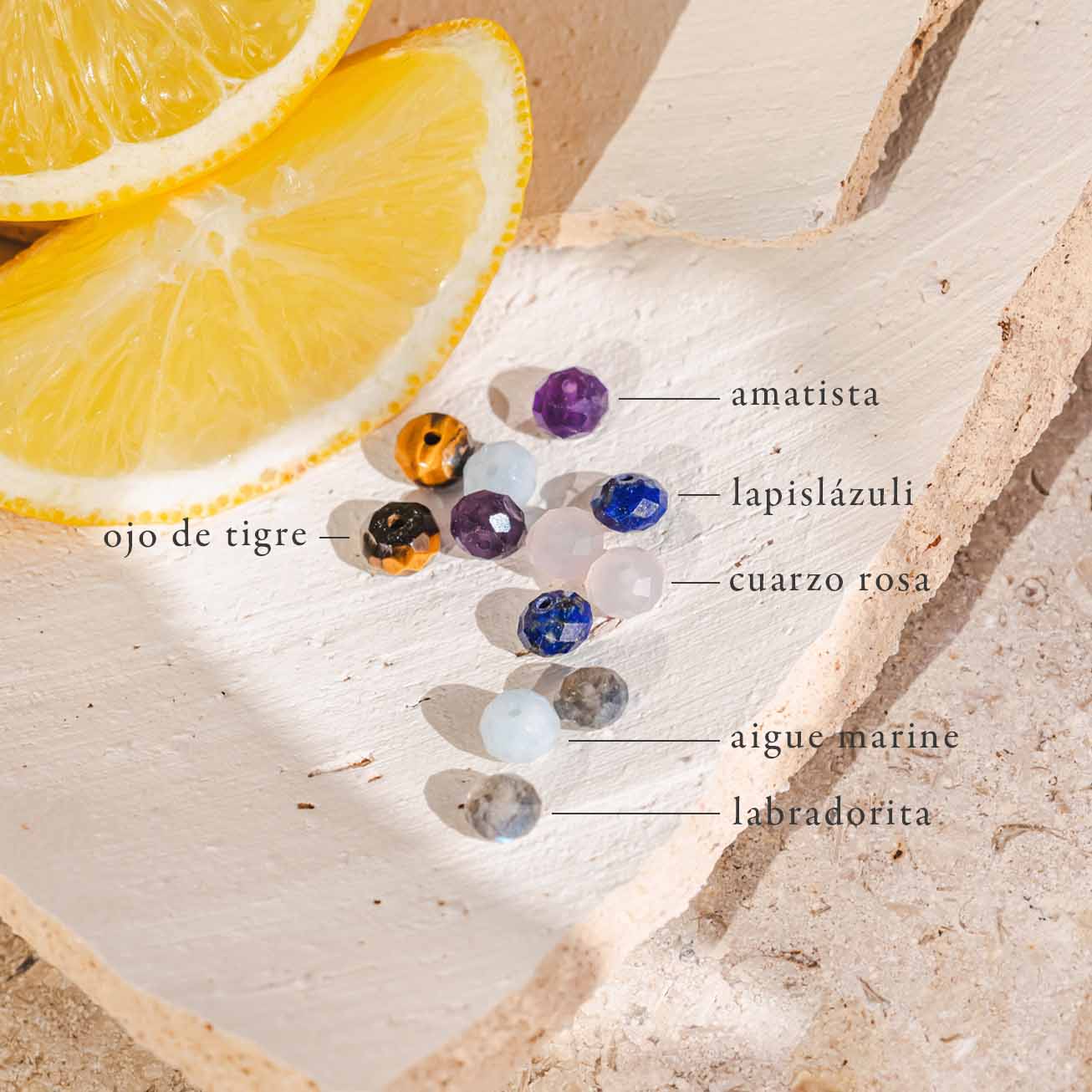 Pulsera para bautizo Inicial y piedra facetada
