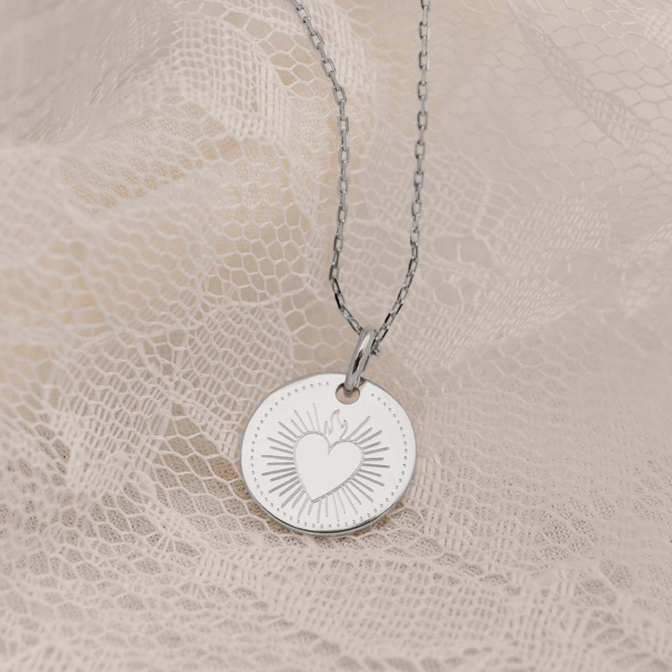 Collar bautizo <i>Corazón Resplandeciente</i> plat