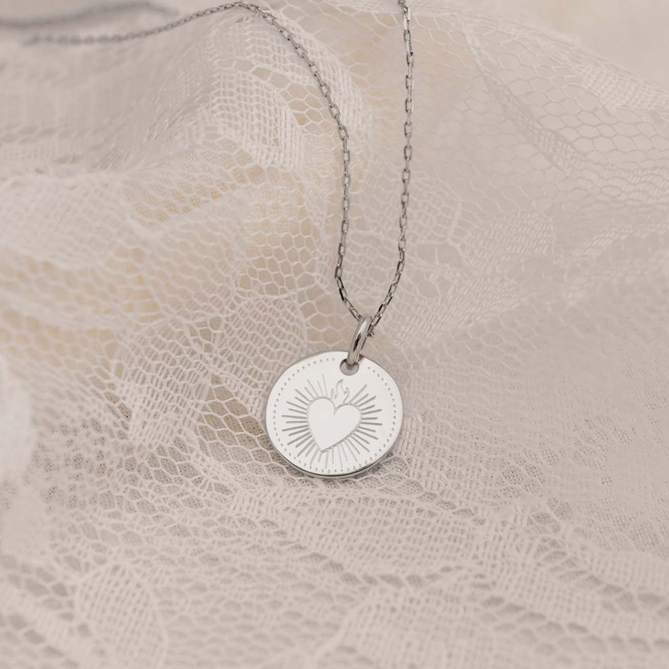 Collar bautizo <i>Corazón Resplandeciente</i> plat