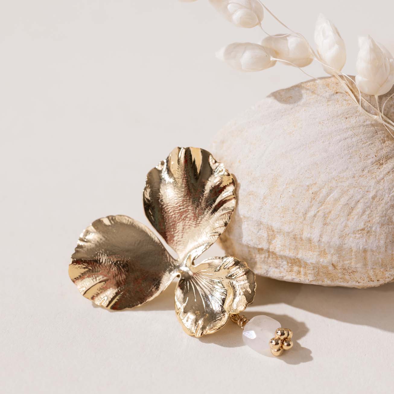 Pendientes <i>Pensamiento</i> piedra de Luna