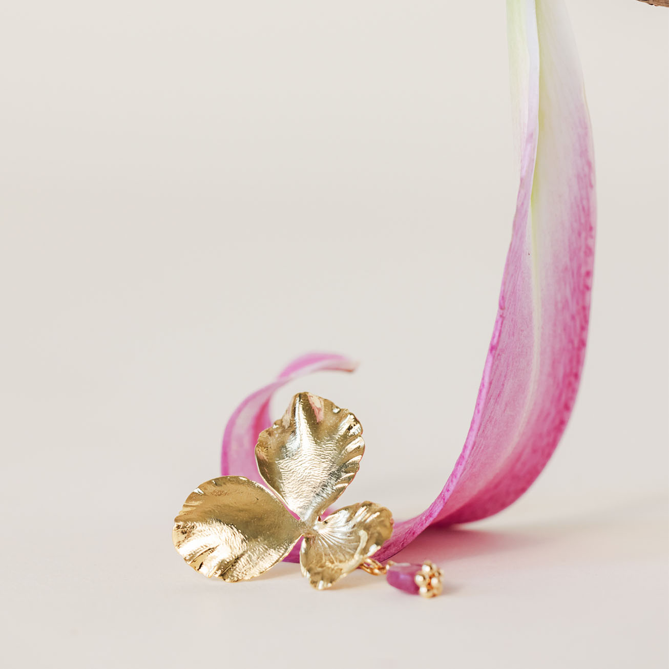 Pendientes <i>Pensamiento</i> piedra de Rubí