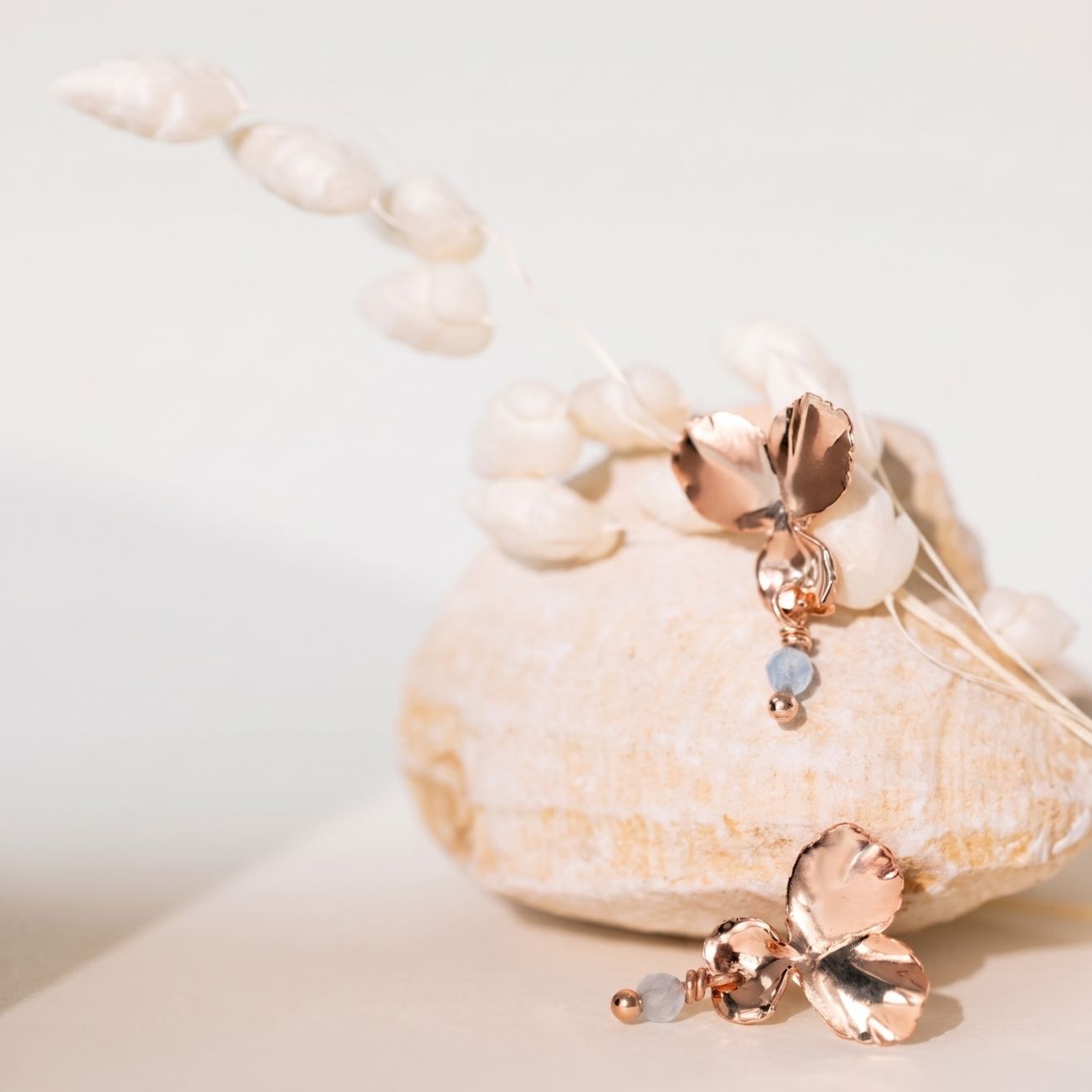 Pendientes <i>Pensamiento</i> piedra Aguamarina
