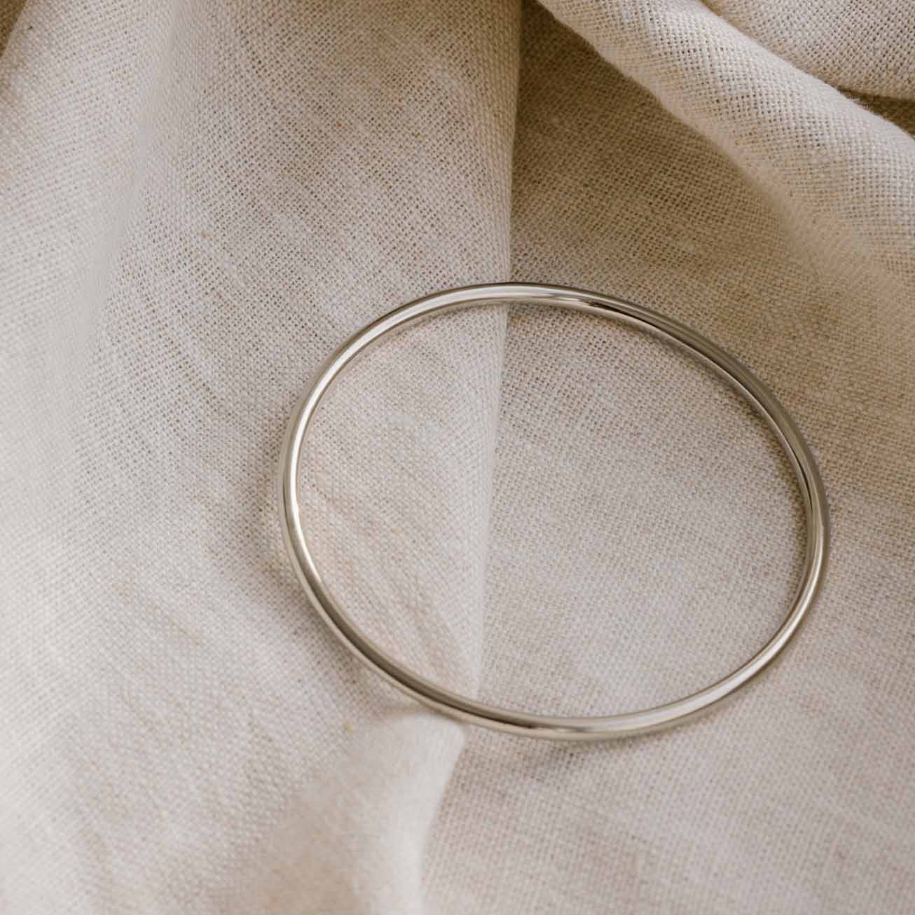 Pulsera plata de ley