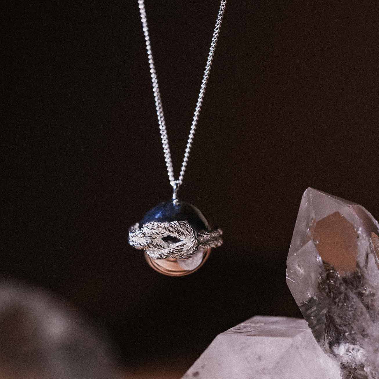 Llamador de ángeles <i>Hera</i> bañado de plata