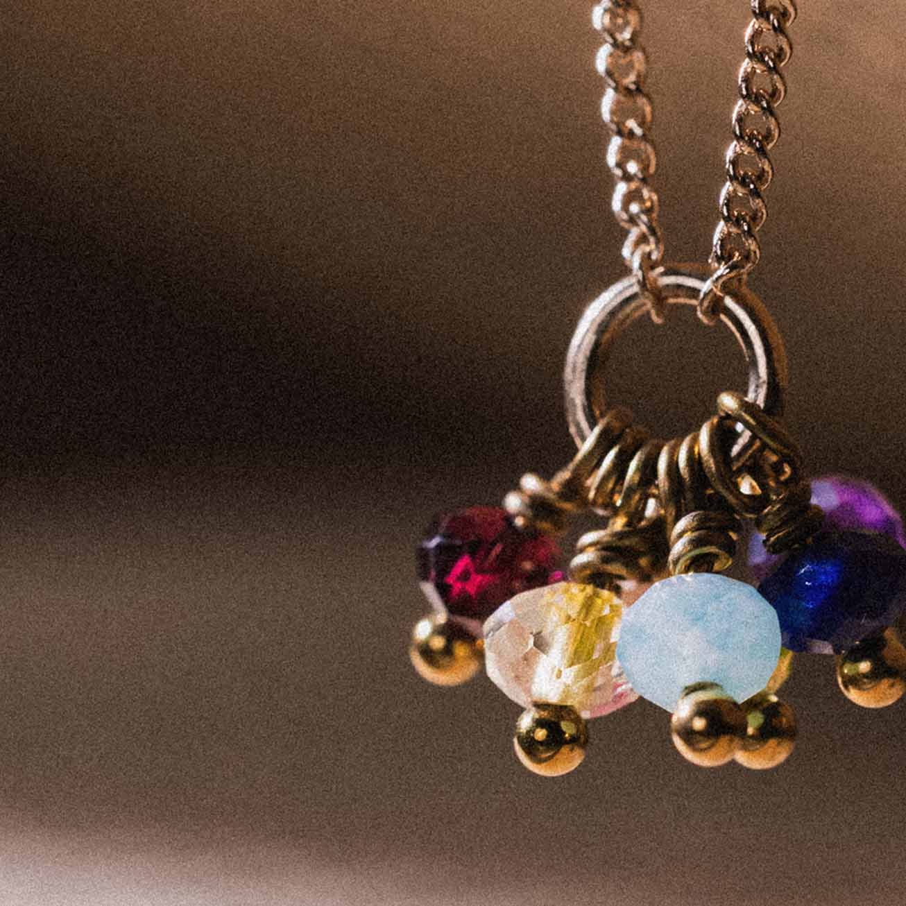 Collar 7 chakras oro y piedras naturales