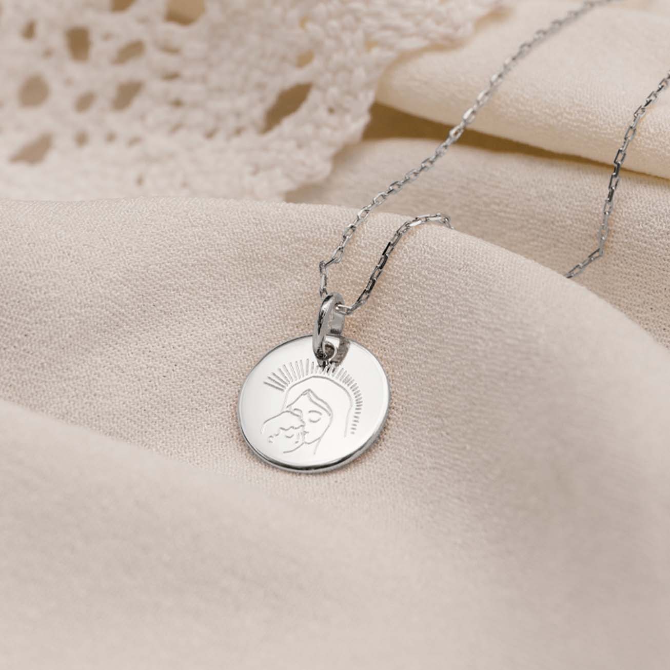 Medalla de bautizo plata 925 <i>Virgen con el Niño