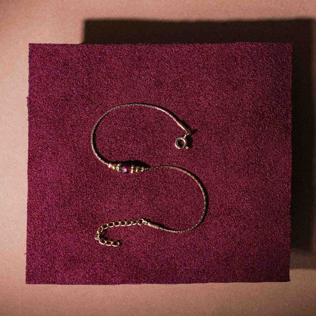 Pulsera Piedra de nacimiento Granate - <i>Enero</i